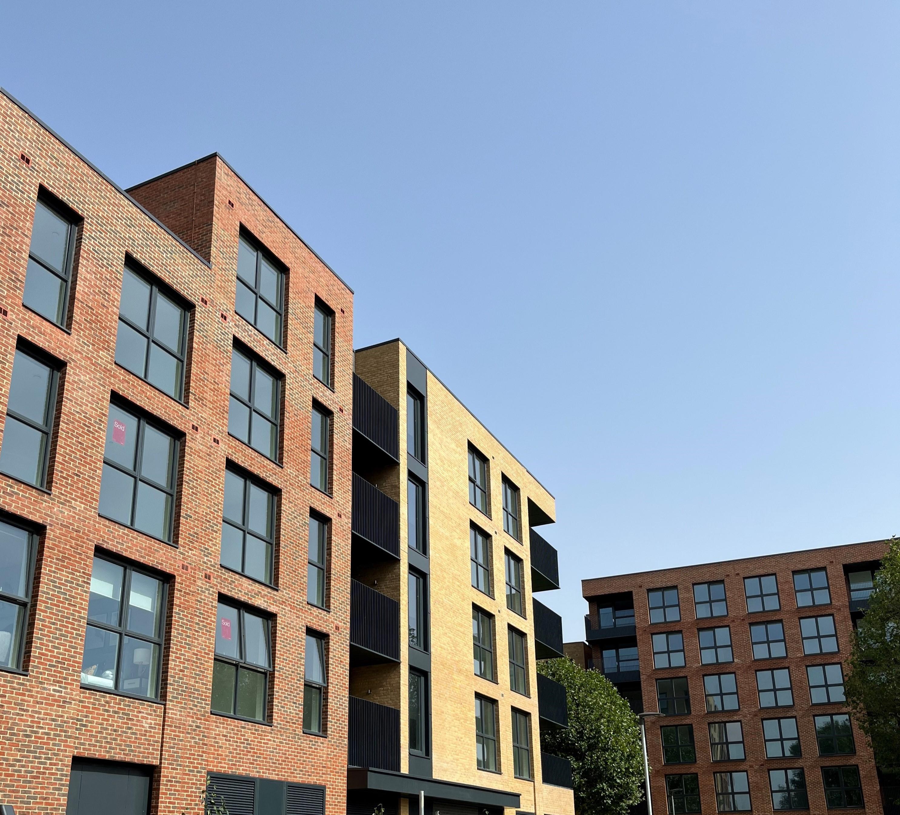 Image of new apartment buildings in Hatfield